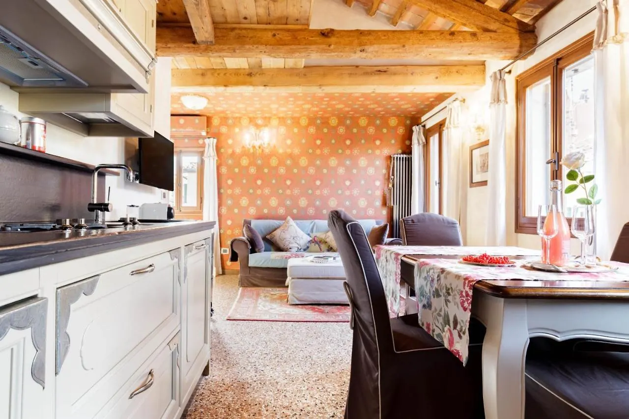 Ca' Del Mariner Apartment With Terrace البندقية